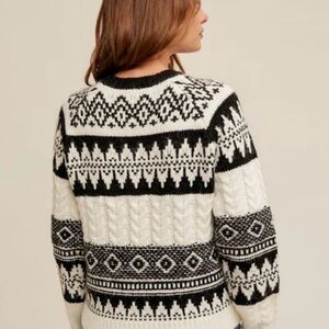 STITCH +FEATHER Black and White Fair Isle Patterned Women's Sweater size Medium